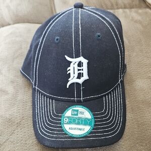 Detroit Tigers Blue Ball Cap NWT
